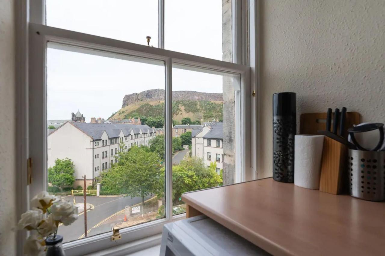 Cosy 2 Bedroom In Edinburgh Old Town Exterior photo